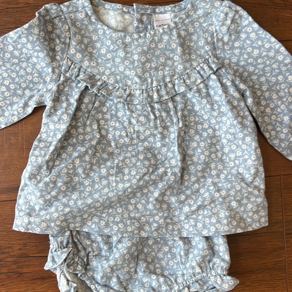 Carters set - Picture 2 of 6